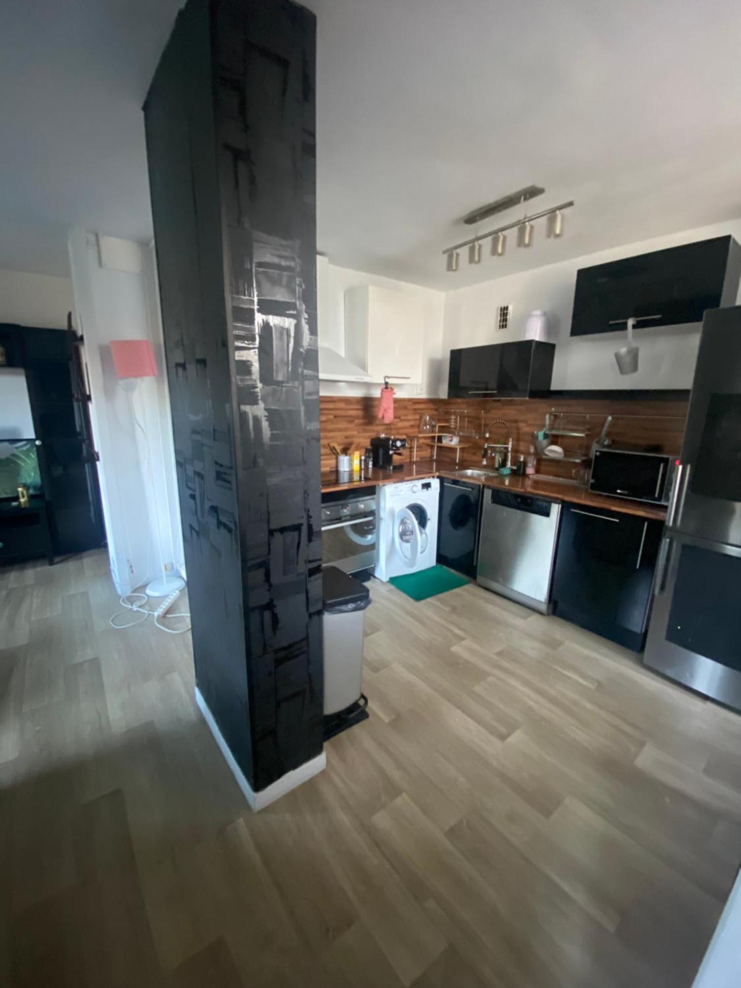 Bel Appartement Spacieux ,Convivial De 3 Chambres Avec Parking Prive Secure Кан Екстериор снимка