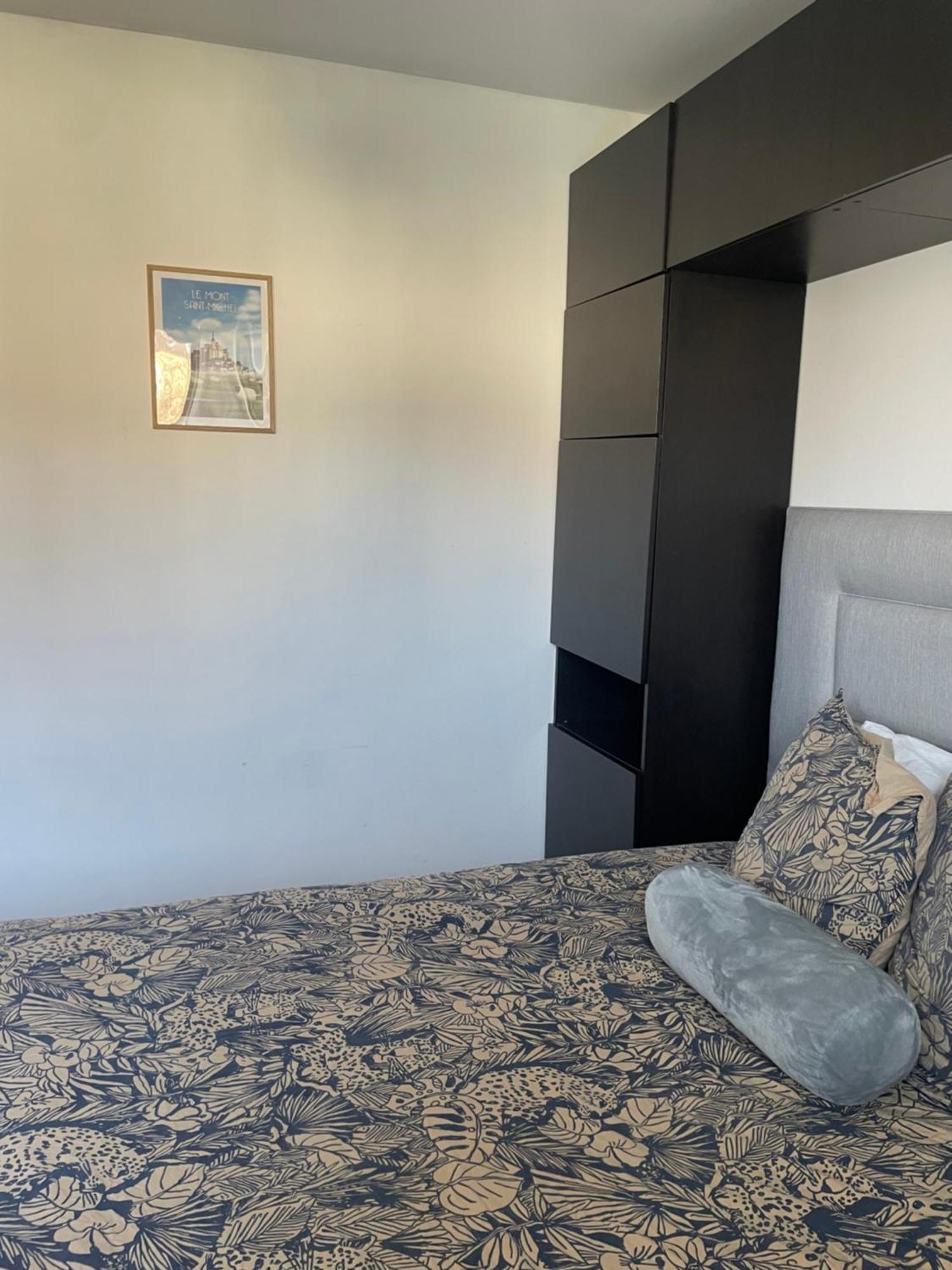 Bel Appartement Spacieux ,Convivial De 3 Chambres Avec Parking Prive Secure Кан Екстериор снимка
